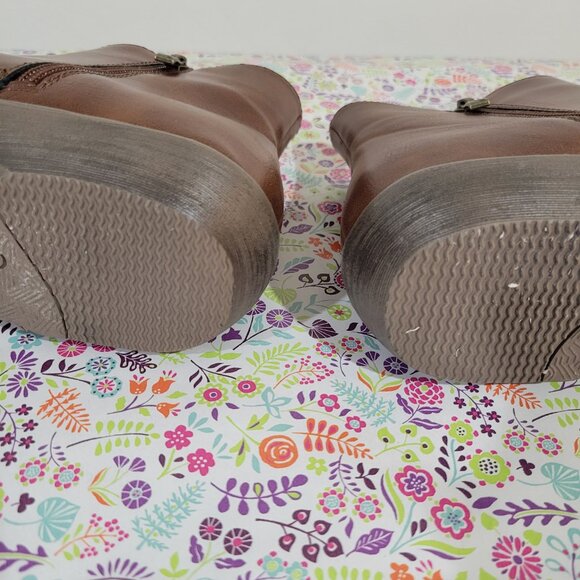 Vegan Leather Booties Brown Sz 7.5 - Picture 9 of 9